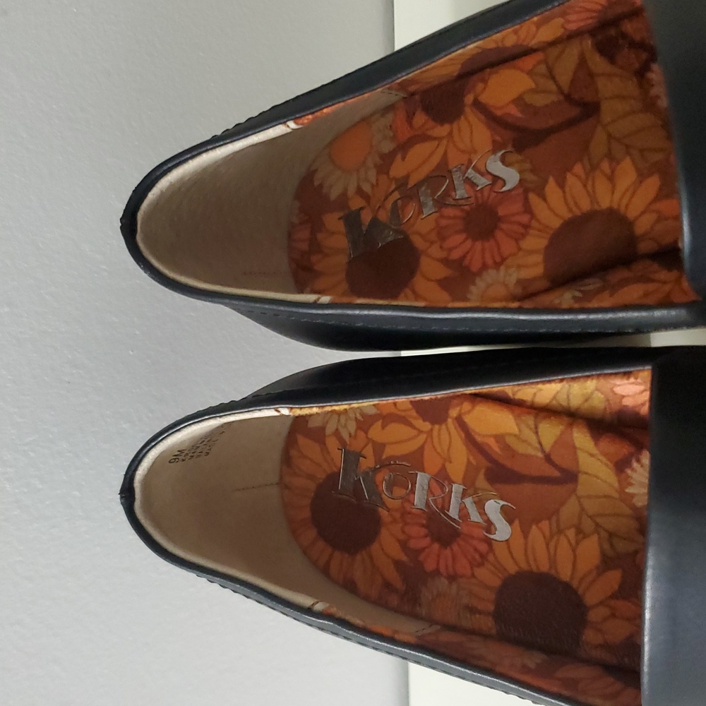 Korks By Kork-Ease Heeled Penny Loafers Black Size 9 Vegan Leather - Picture 4 of 11